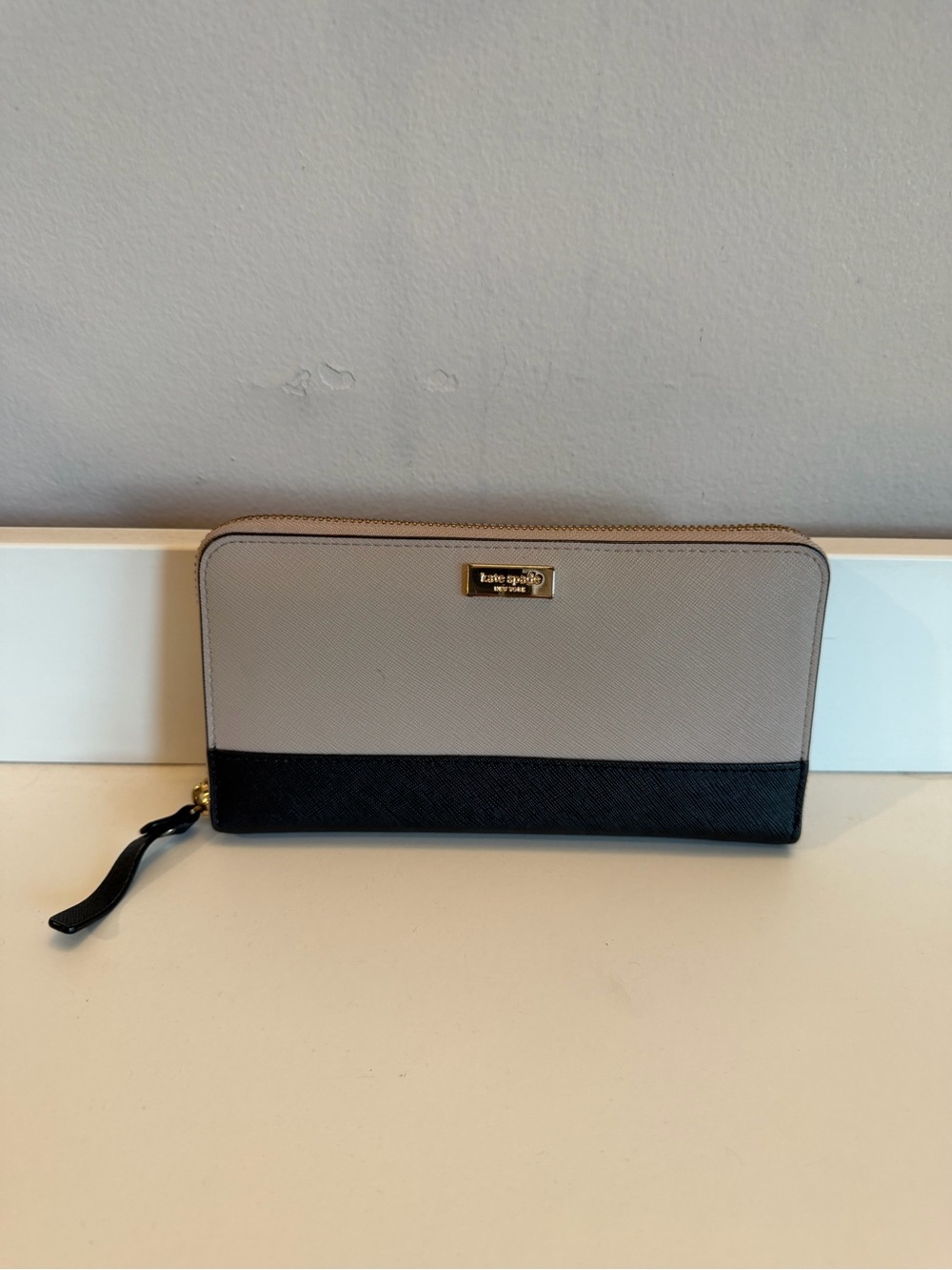Kate Spade New York Saffiano Leather Colorblock Zip Around Continental Wallet